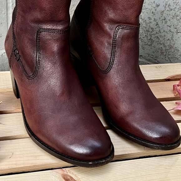 Frye Janis Gore Short Brown Leather Ankle Boots Size 7.5 - Picture 2 of 7